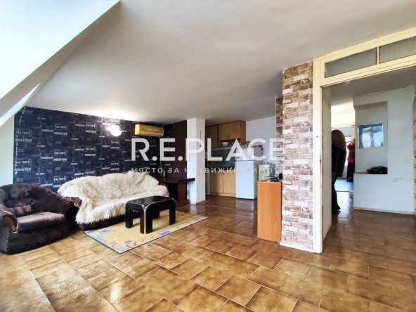 Тристаен апартамент в Варна, Център - 60 кв.м за 1063 €/кв.м - Снимка #1
