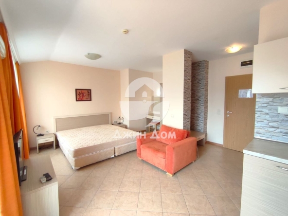 Едностаен апартамент в к.к. Слънчев бряг - 57 кв.м за 641 €/кв.м - Снимка #1