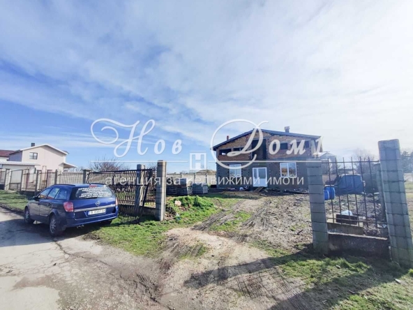 Къща в Аксаково - 200 кв.м за 294 €/кв.м - Снимка #1