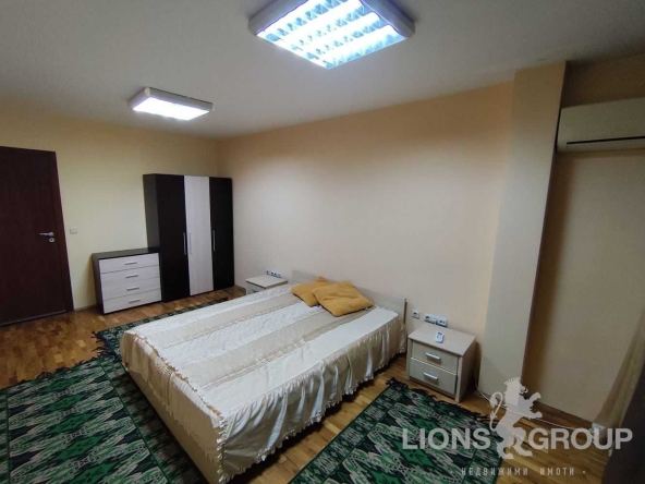 Дава се под наем Двустаен апартамент в Варна, Левски - 70 кв.м за 483.48 € - Снимка #1