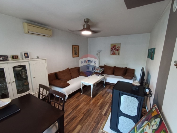 Тристаен апартамент в Шумен, Център - 107 кв.м за 1001 €/кв.м - Снимка #1