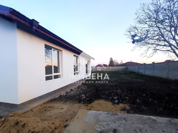 Къща в с. Баново, Област Варна - 100 кв.м за 1950 €/кв.м - Снимка #1