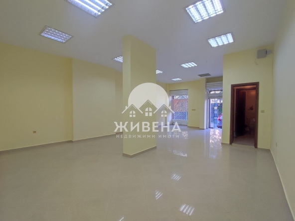 Дава се под наем Магазин в Варна, Бизнес хотел - 70 кв.м за 614 € - Снимка #1