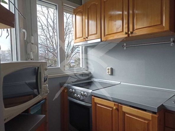 Двустаен апартамент в София, Младост 1А - 70 кв.м за 1999 €/кв.м - Снимка #1