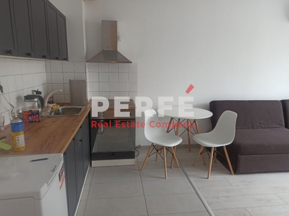 Дава се под наем Двустаен апартамент в Бургас, Меден рудник - зона А - 40 кв.м за 306 € - Снимка #1