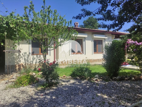 Къща в с. Славеево, Област Добрич - 109 кв.м за 1303 €/кв.м - Снимка #1