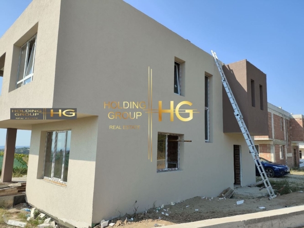 Къща в Варна, м-т Боровец - юг - 200 кв.м за 975 €/кв.м - Снимка #1