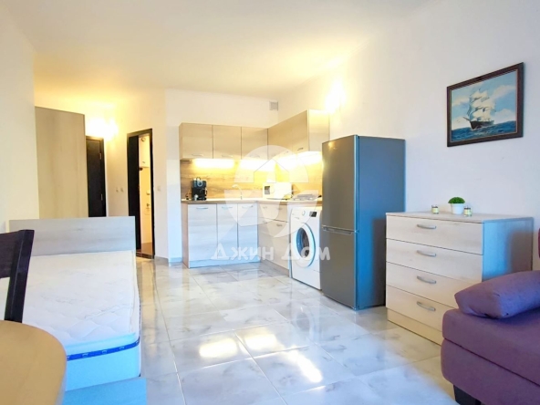 Едностаен апартамент в Бургас, Сарафово - 43 кв.м за 1210 €/кв.м - Снимка #1