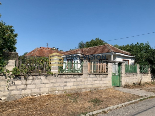 Къща в с. Казашко, Област Варна - 85 кв.м за 660 €/кв.м - Снимка #1