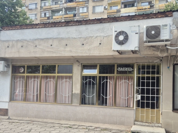 Магазин в Димитровград - 58 кв.м за 914 €/кв.м - Снимка #1