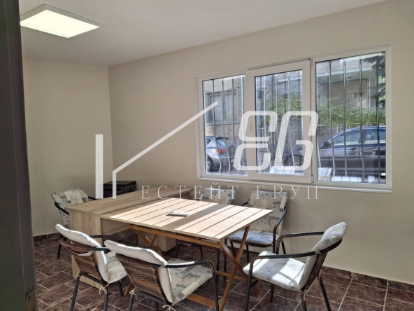 Дава се под наем Офис в Варна, Център - 67 кв.м за 438.6 € - Снимка #1