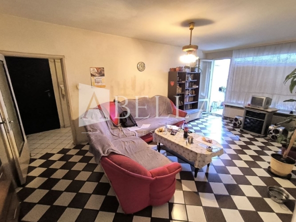 Тристаен апартамент в София, Сухата река - 91 кв.м за 1177 €/кв.м - Снимка #1