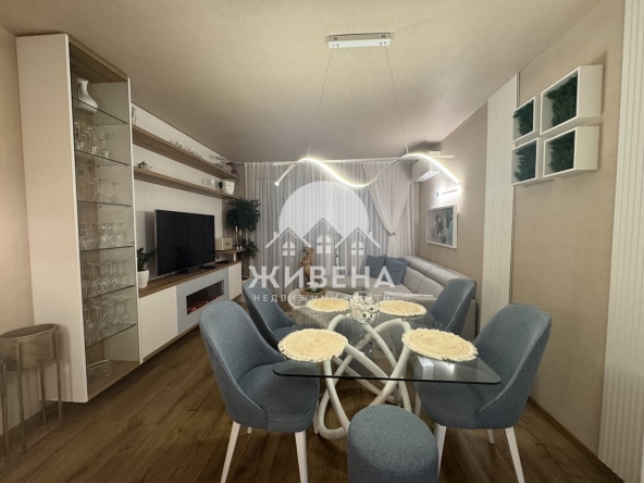 Тристаен апартамент в к.к. Св.Св. Константин и Елена - 108 кв.м за 1559 €/кв.м - Снимка #1