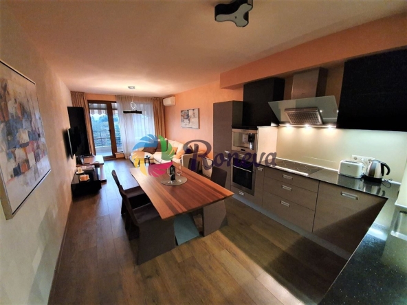 Дава се под наем Тристаен апартамент в Варна, м-т Евксиноград - 94 кв.м за 777.75 € - Снимка #1