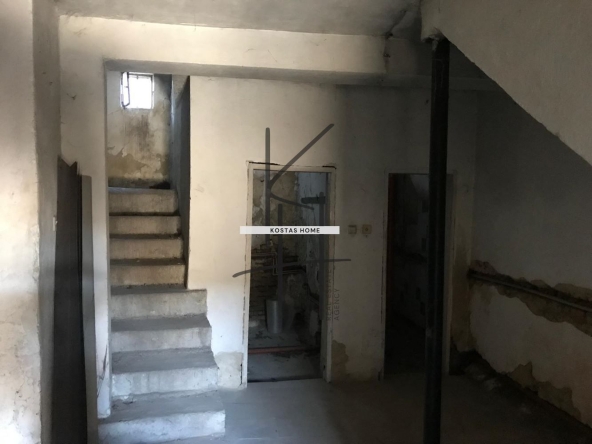 Къща в Варна, Христо Ботев - 270 кв.м за 198 €/кв.м - Снимка #1