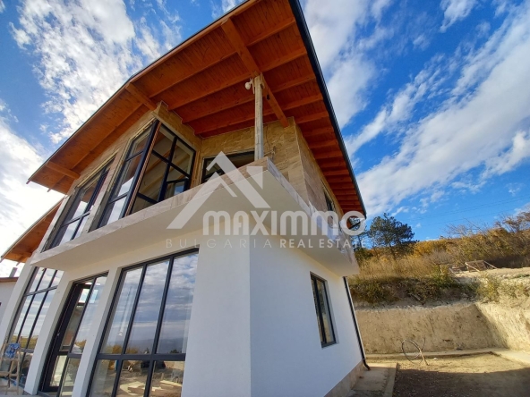 Къща в Балчик - 135 кв.м за 2000 €/кв.м - Снимка #1