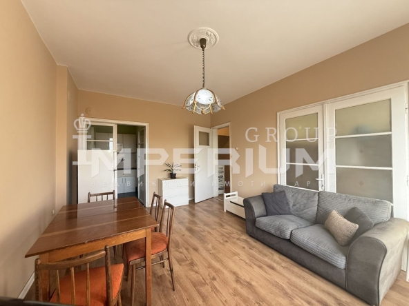 Дава се под наем Тристаен апартамент в Варна, Център - 100 кв.м за 510.51 € - Снимка #1