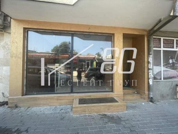 Дава се под наем Магазин в Варна, Колхозен пазар - 81 кв.м за 1020 € - Снимка #1