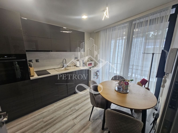 Двустаен апартамент в Велинград - 57 кв.м за 783 €/кв.м - Снимка #1