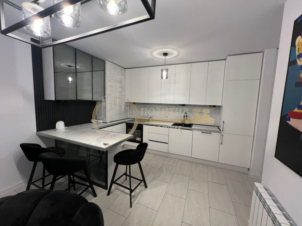 Дава се под наем Тристаен апартамент в София, Манастирски ливади - 120 кв.м за 1495.83 € - Снимка #1