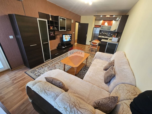 Дава се под наем Двустаен апартамент в Варна, Възраждане 1 - 74 кв.м за 498.27 € - Снимка #1