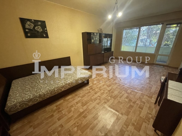 Тристаен апартамент в Варна, Цветен квартал - 61 кв.м за 1722 €/кв.м - Снимка #1