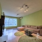 Дава се под наем Тристаен апартамент в Варна, Базар Левски - 100 кв.м за 797.64 € - Снимка #1