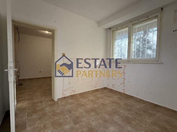 Дава се под наем Офис в Пловдив, Център - 25 кв.м за 169.32 € - Снимка #1