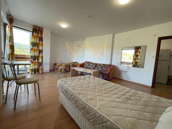 Тристаен апартамент в к.к. Слънчев бряг - 105 кв.м за 798 €/кв.м - Снимка #1