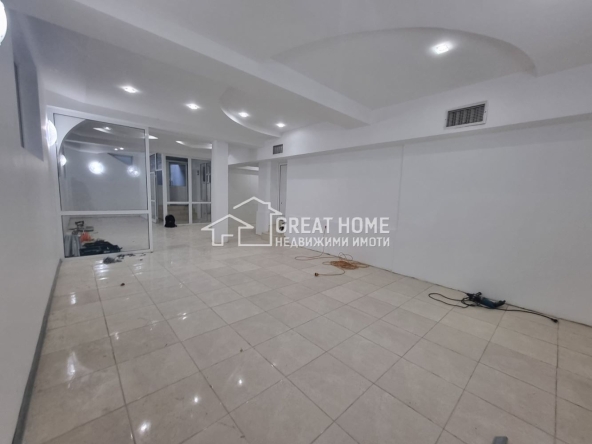 Офис в Търговище, Център - 190 кв.м за 265 €/кв.м - Снимка #1