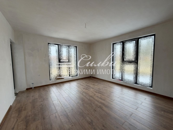 Тристаен апартамент в Шумен, Тракия - 84 кв.м за 699 €/кв.м - Снимка #1