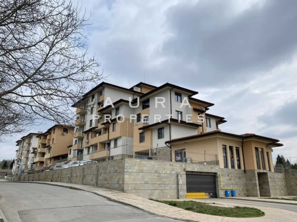 Тристаен апартамент в Разград, Васил Левски - 103 кв.м за 1065 €/кв.м - Снимка #1