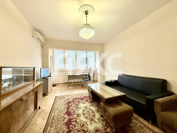 Дава се под наем Двустаен апартамент в София, Гео Милев - 70 кв.м за 598.23 € - Снимка #1