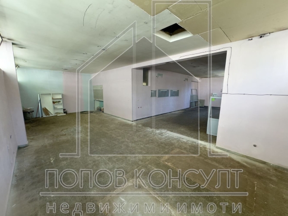 Дава се под наем Промишлена сграда в Пловдив, Кючук Париж - 150 кв.м за 648.21 € - Снимка #1