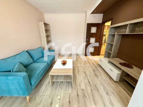 Дава се под наем Двустаен апартамент в София, Люлин 7 - 49 кв.м за 498.27 € - Снимка #1