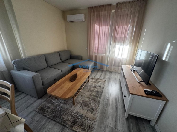 Дава се под наем Двустаен апартамент в София, Слатина - 63 кв.м за 628.32 € - Снимка #1