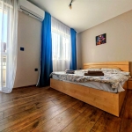 Дава се под наем Двустаен апартамент в Бургас, Център - 52 кв.м за 548.25 € - Снимка #1