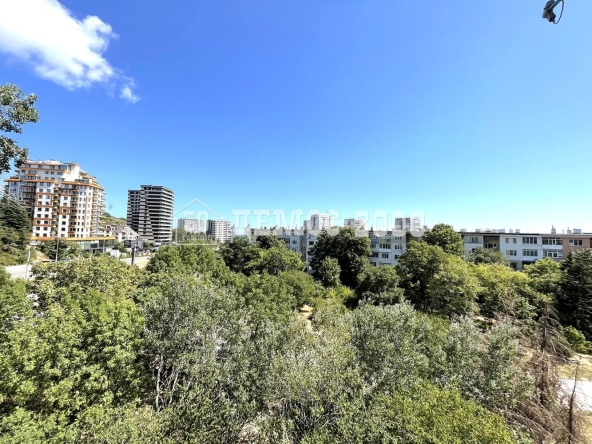 Четиристаен апартамент в Варна, Чайка - 120 кв.м за 1076 €/кв.м - Снимка #1