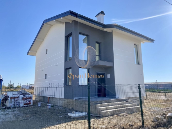 Къща в с. Строево, Област Пловдив - 167 кв.м за 1192 €/кв.м - Снимка #1