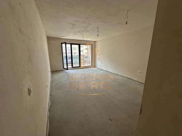 Тристаен апартамент в Варна, Чайка - 109 кв.м за 1521 €/кв.м - Снимка #1