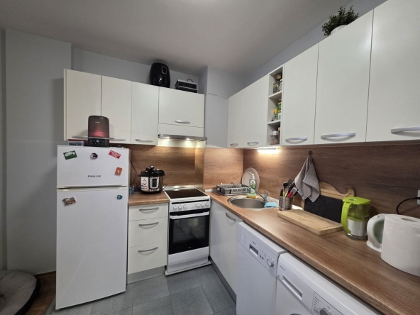 Двустаен апартамент в София, Хаджи Димитър - 60 кв.м за 1828 €/кв.м - Снимка #1