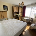 Дава се под наем Тристаен апартамент в Варна, Окръжна болница - 100 кв.м за 458.49 € - Снимка #1