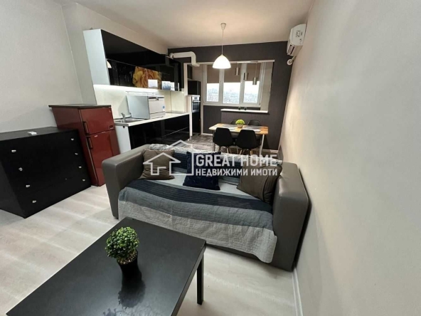 Дава се под наем Двустаен апартамент в Търговище, Център - 44 кв.м за 298.86 € - Снимка #1