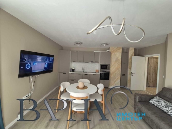 Дава се под наем Тристаен апартамент в Варна, Бриз - 85 кв.м за 698.19 € - Снимка #1