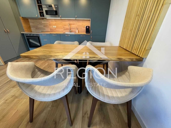 Дава се под наем Двустаен апартамент в Варна, Победа - 70 кв.м за 612 € - Снимка #1