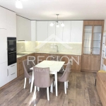 Дава се под наем Тристаен апартамент в Варна, Победа - 103 кв.м за 918 € - Снимка #1