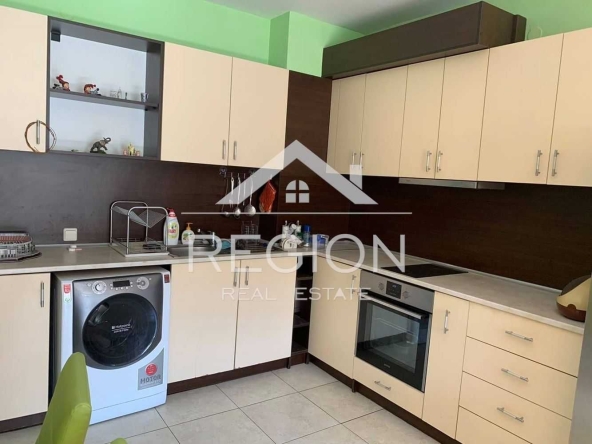 Дава се под наем Тристаен апартамент в Варна, ХЕИ - 110 кв.м за 484.5 € - Снимка #1