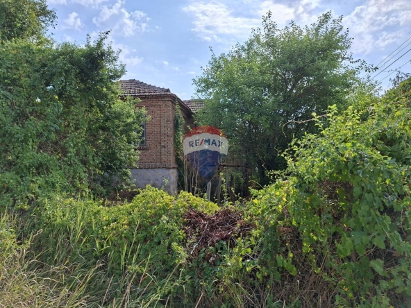 Къща в с. Изгрев, Област Варна - 120 кв.м за 451 €/кв.м - Снимка #1