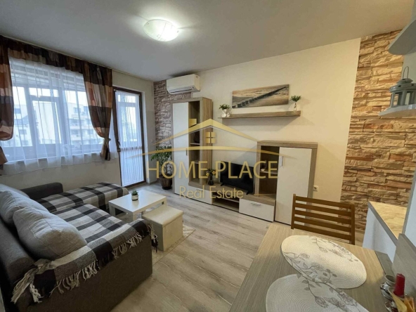 Дава се под наем Двустаен апартамент в Варна, Изгрев - 52 кв.м за 448.8 € - Снимка #1