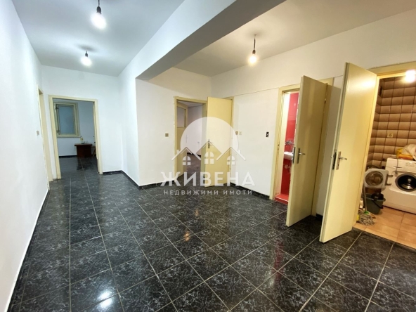 Четиристаен апартамент в Варна, Възраждане 2 - 130 кв.м за 942 €/кв.м - Снимка #1